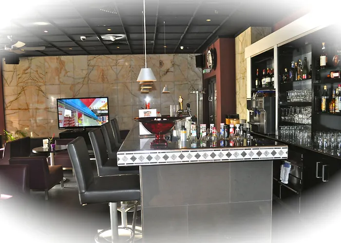 Savoy 4*