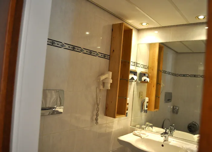 Savoy Hotel 4*
